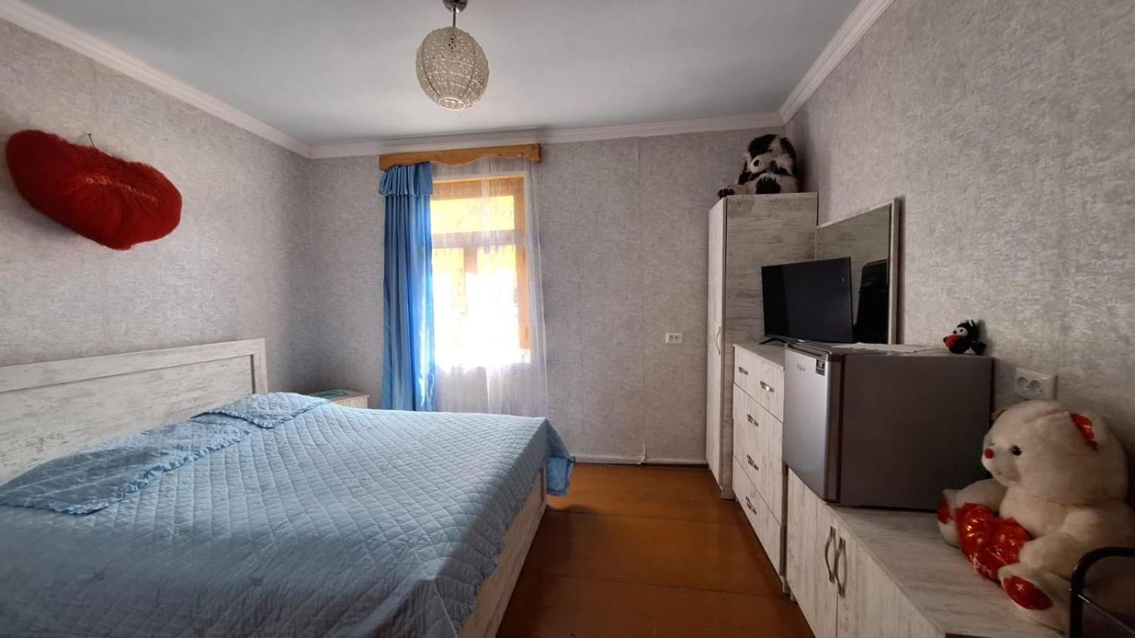 Guest House "Svaneti" Lentekhi Ngoại thất bức ảnh