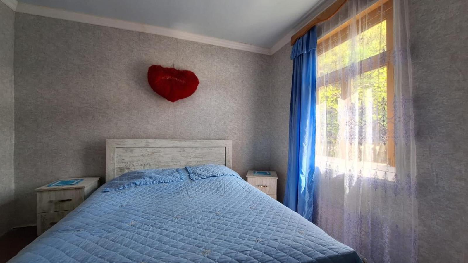 Guest House "Svaneti" Lentekhi Ngoại thất bức ảnh