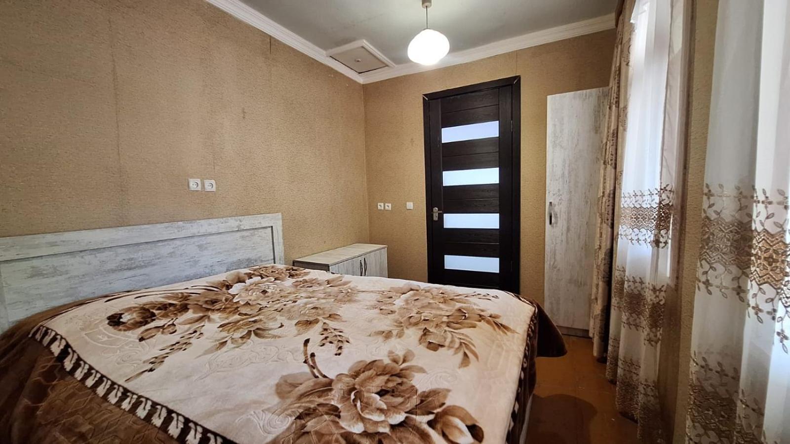 Guest House "Svaneti" Lentekhi Ngoại thất bức ảnh